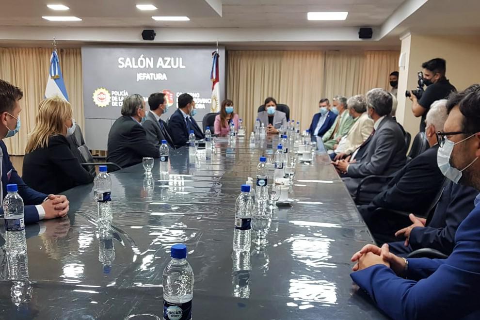 Reunion-Cuerpo-consular-1