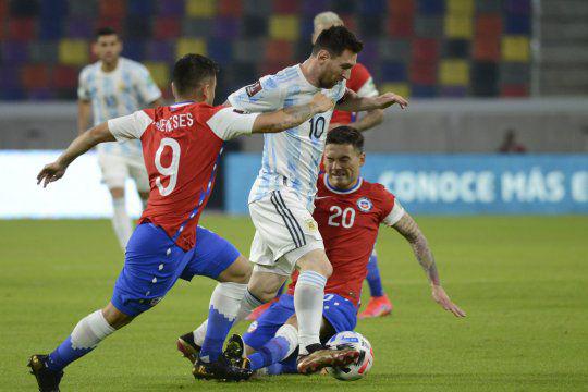 lionel-messi-el-partido-argentina-y-chile-las-eliminatorias-sudamericanas