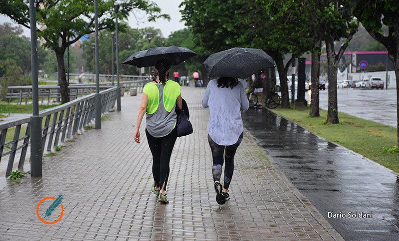 gente-lluvia
